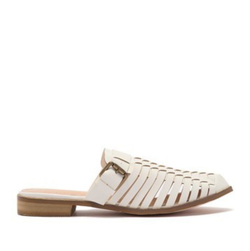 Chase + Chloe woven mule flat